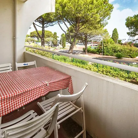 Apartment 1 Bedroom Beautiful In Le Grau-du-Roi